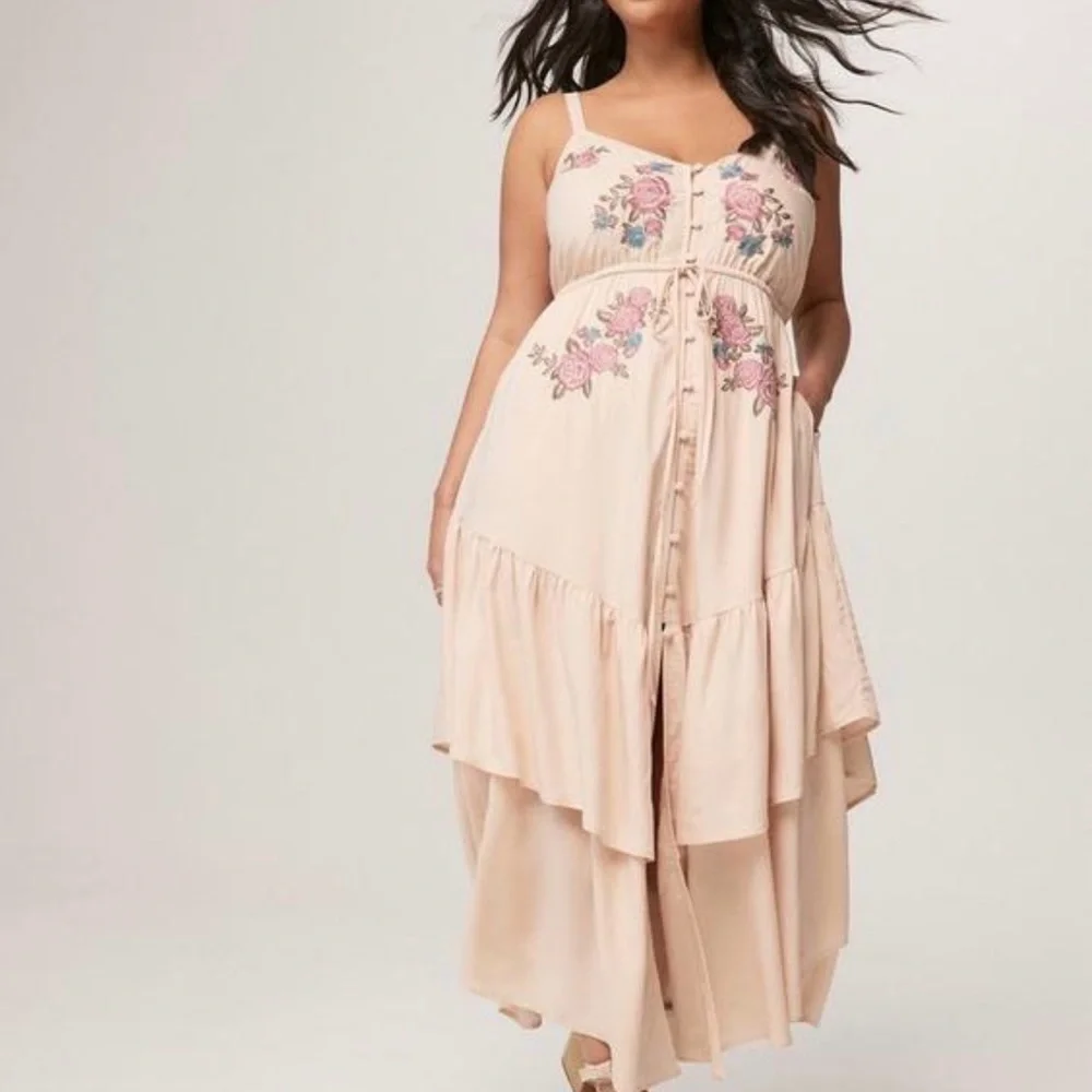 torrid  festi Cream Midi Dress with Pink Floral Embroidery size 3 - Picture 2 of 6